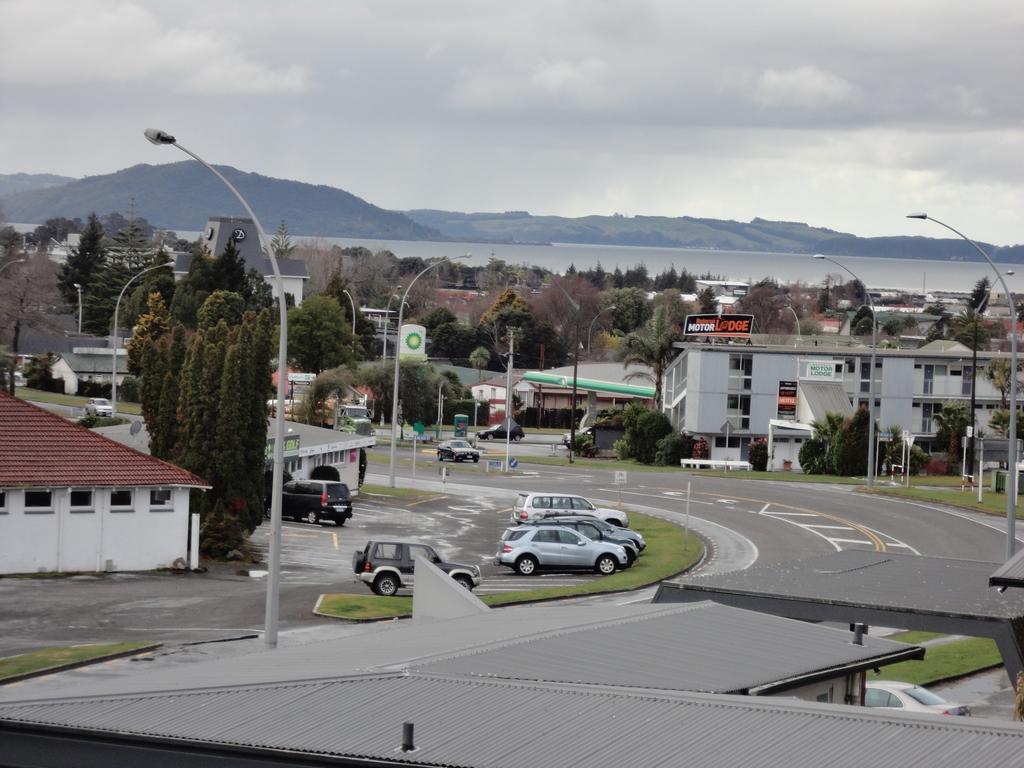 Silver Oaks Hotel - Geyserland Distretto di Distretto di Rotorua Esterno foto