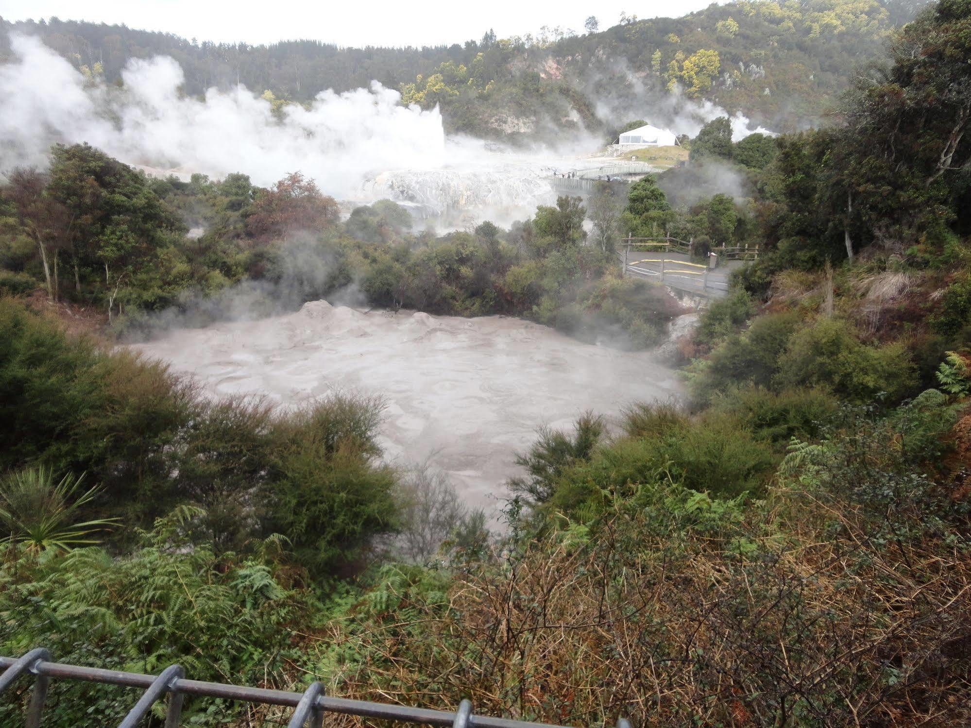 Silver Oaks Hotel - Geyserland Distretto di Distretto di Rotorua Esterno foto