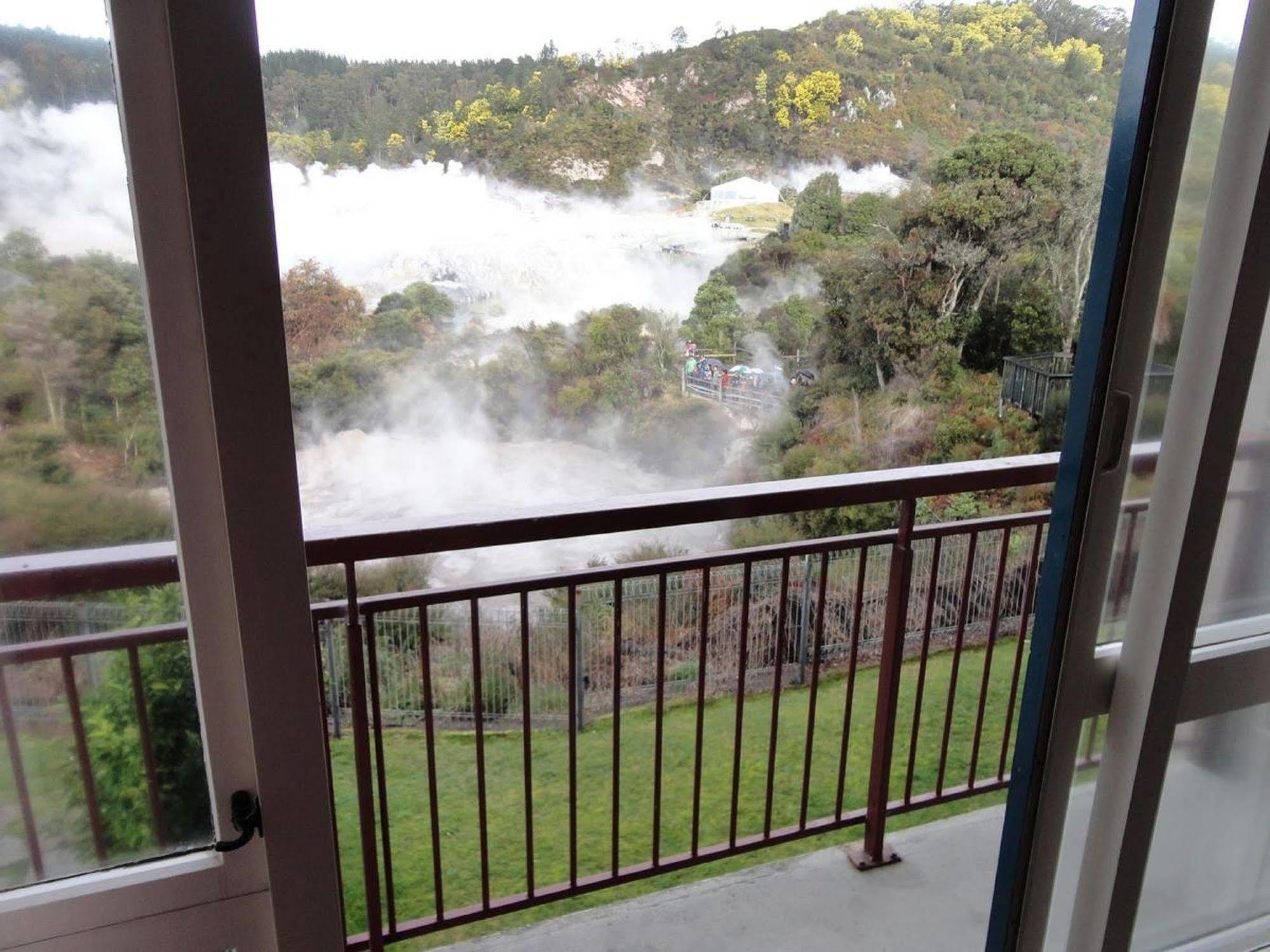 Silver Oaks Hotel - Geyserland Distretto di Distretto di Rotorua Esterno foto